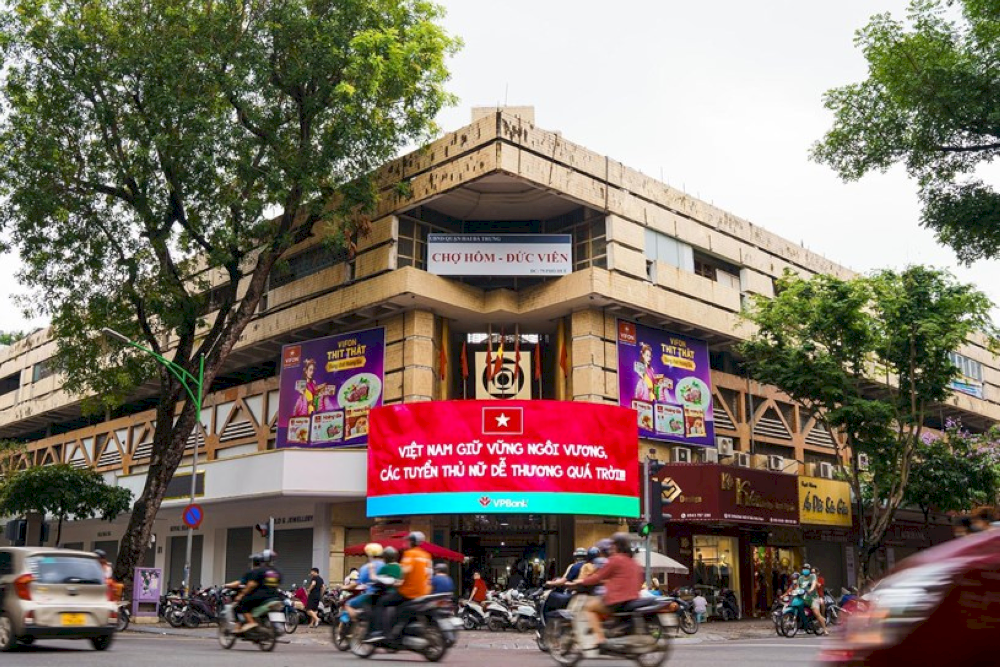 Shoppers browsing through Hanoi's bustling markets